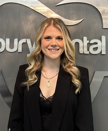 Dental hygienist Meghan